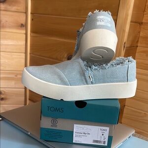Toms Verona Slip-On Light Blue Shoes